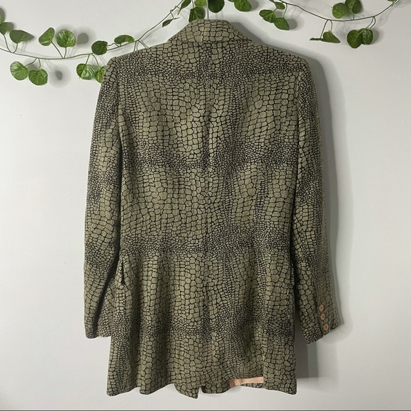 Brigade Speciale Paris Women’s Animal Print Blazer - Picture 4 of 6